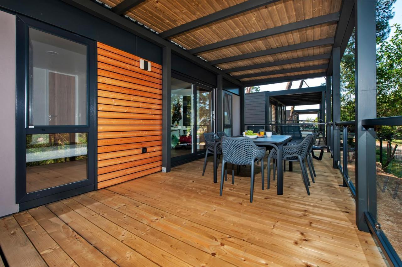 Pineta Mobile Home In Porton Biondi Camp โรวีน ภายนอก รูปภาพ
